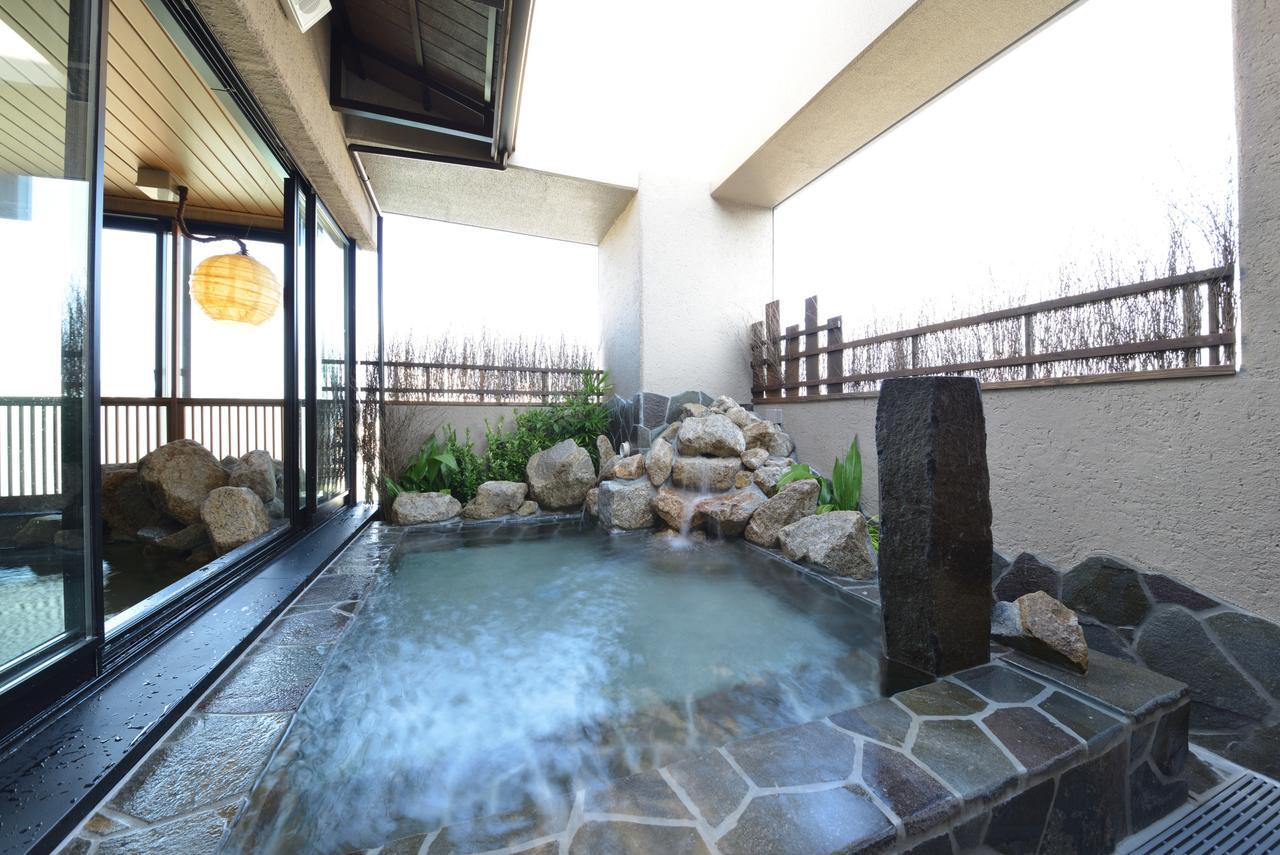Dormy Inn Takamatsu Chuo Koenmae Natural Hot Spring Esterno foto